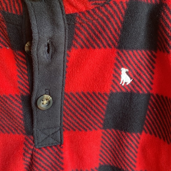 Soft Plaid Sweater - Picture 3 of 4